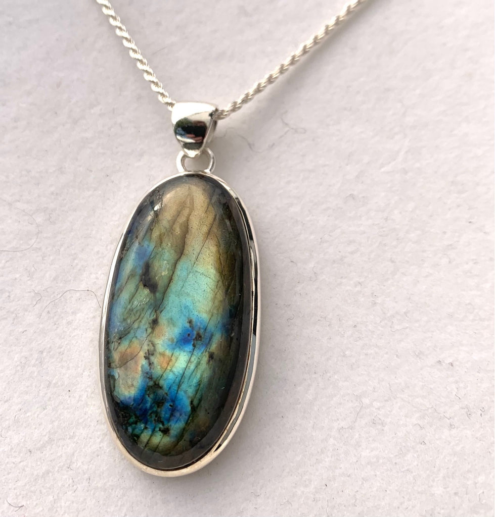 Jewellery: A Timeless Expression of Beauty and Personal Style